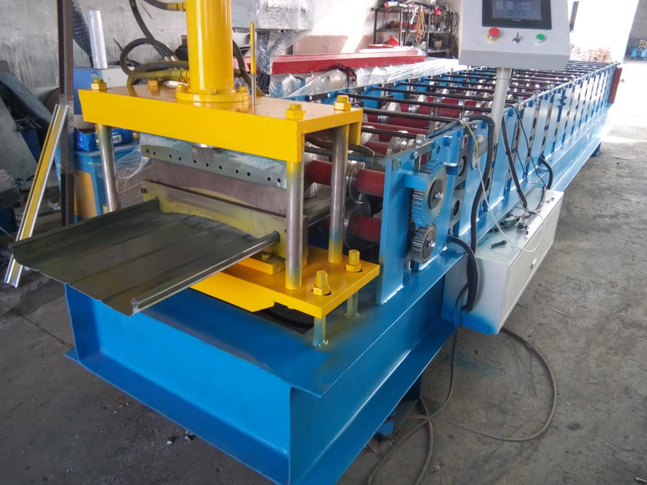 Standing Seam Roof Roll Forming Machine