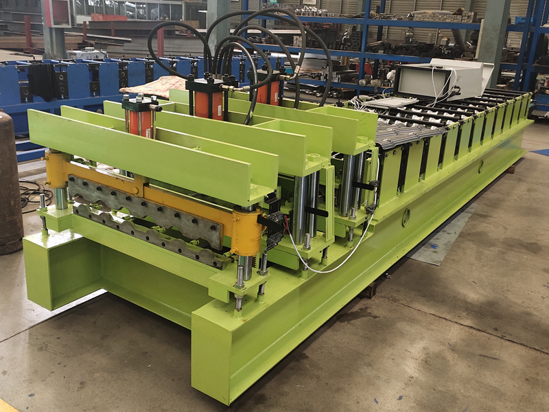 step tile roll forming machine