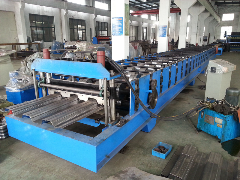 Deck Floor Forming Machine