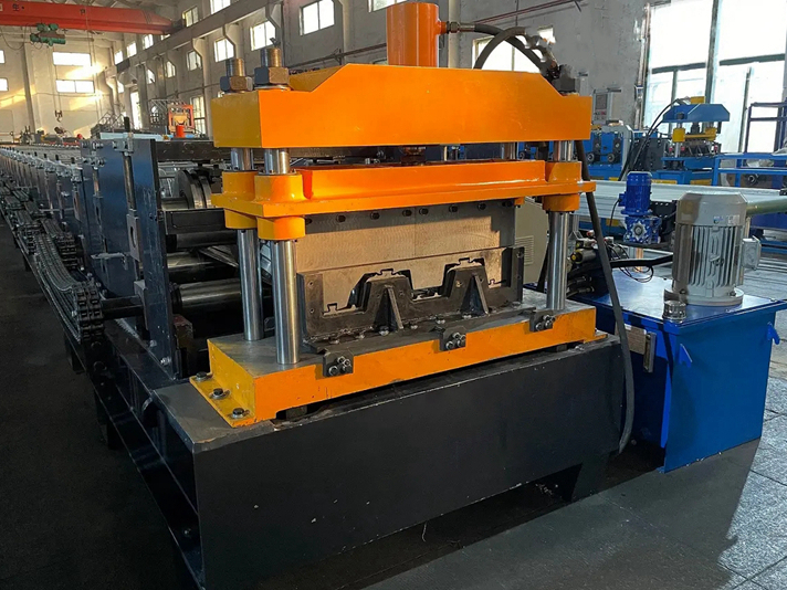 Deck Floor Forming Machine