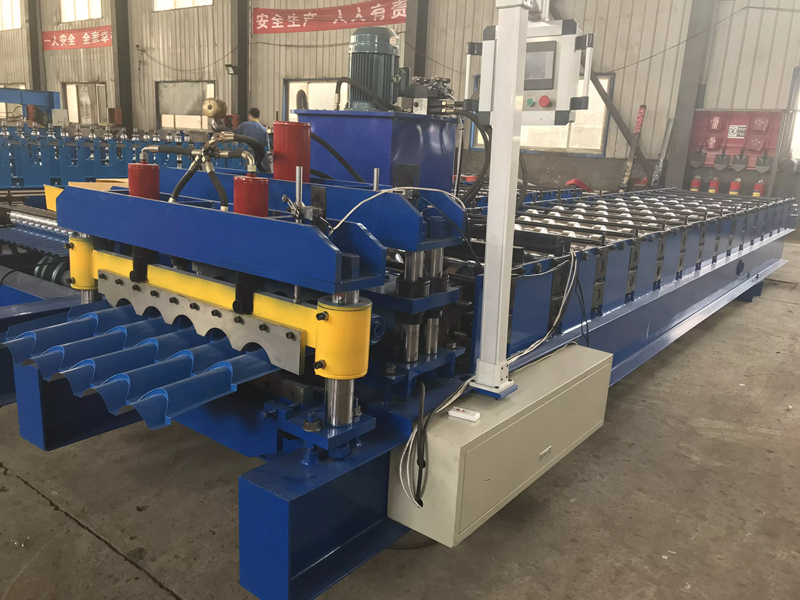 step tile roll forming machine