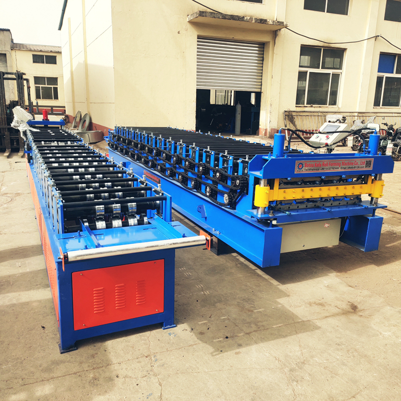 Soffit panel machine