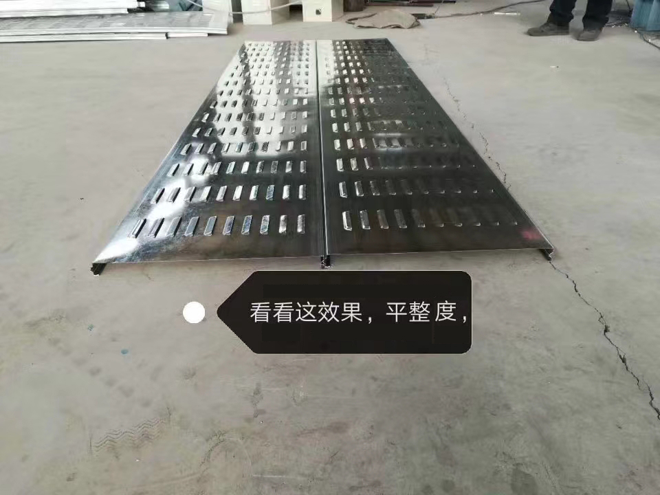 Soundproof/Sound Barrier Panel Making Machine