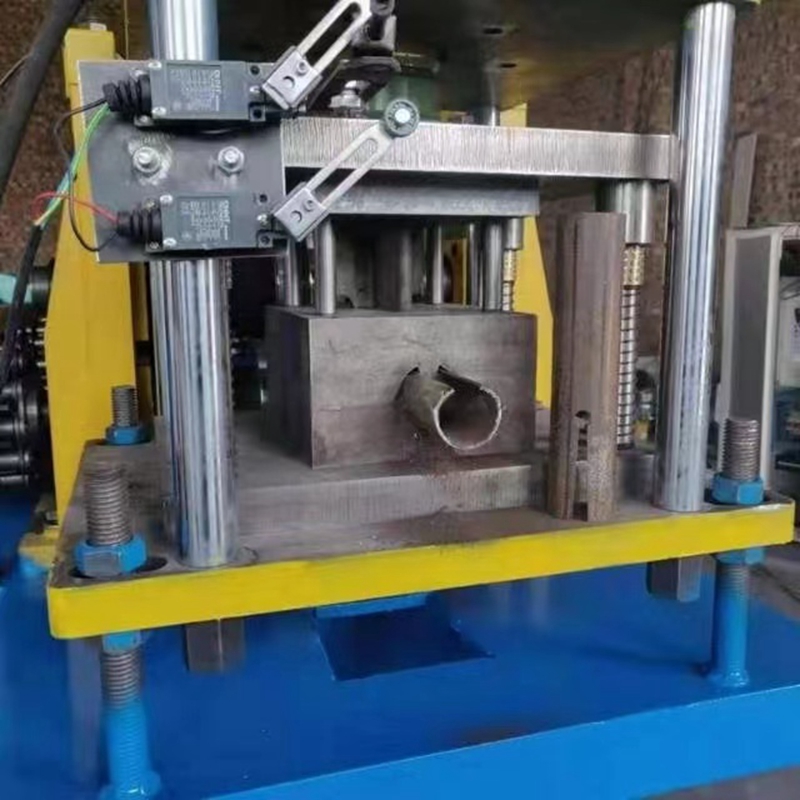 Split set rock boit machine