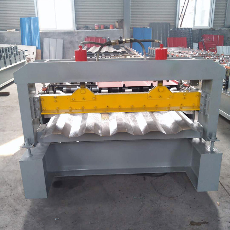 Carriage side panel machine